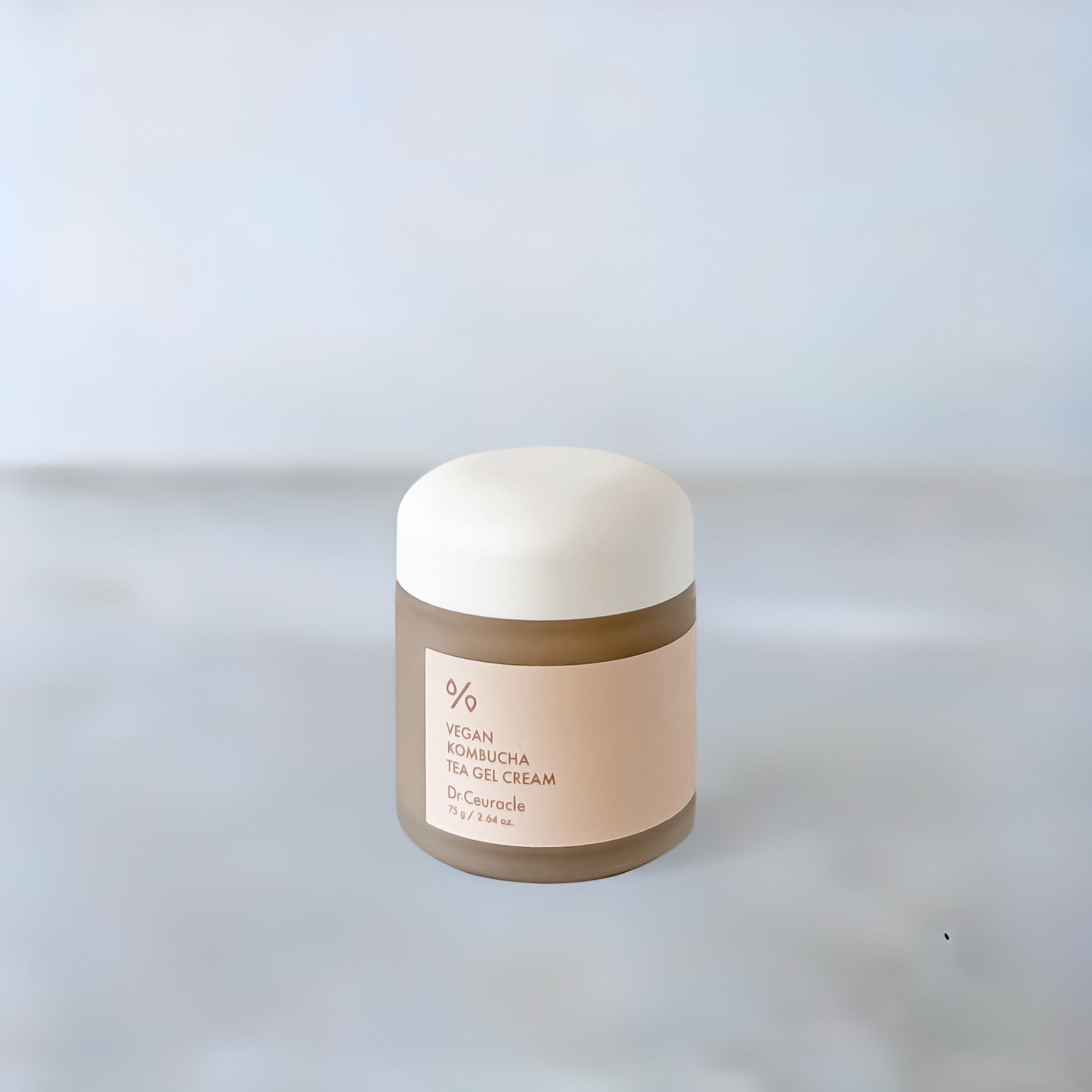 DR.-CEURACLE_Vegan_Kombucha_Tea_Gel_Cream